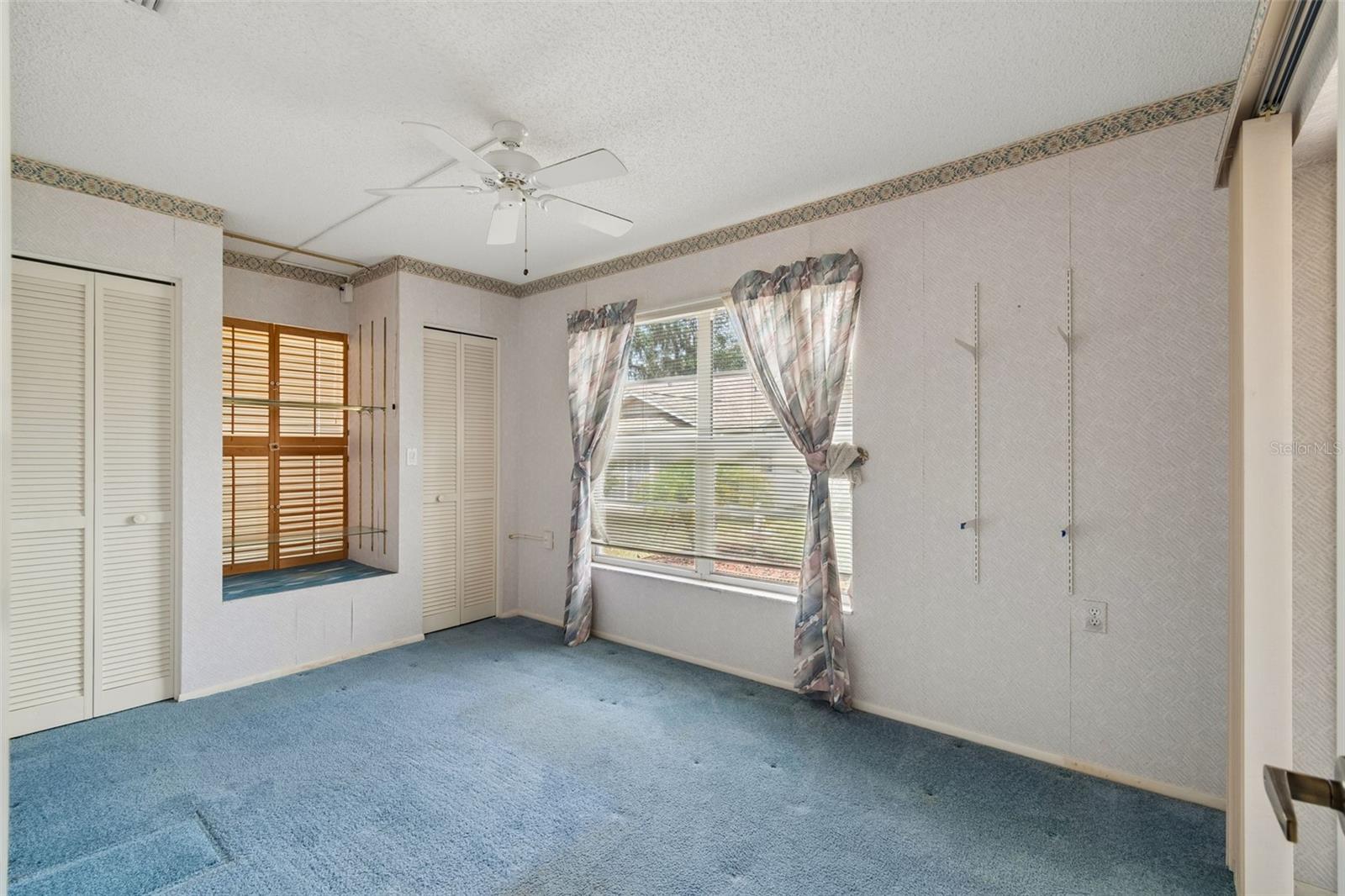 4643 SANDPOINTE DR — photo 26