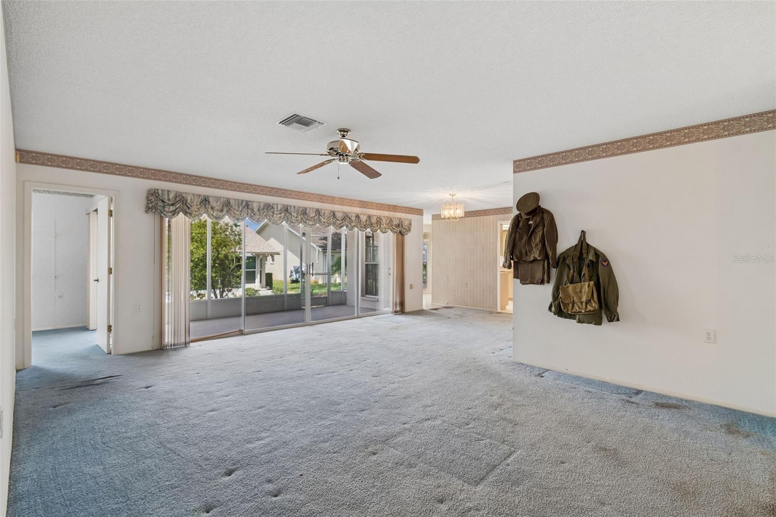 4643 SANDPOINTE DR — photo 8