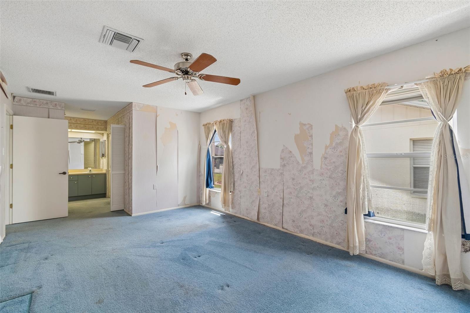 4643 SANDPOINTE DR — photo 19