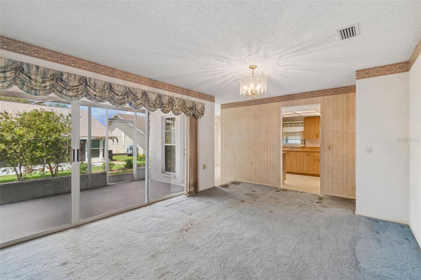 4643 SANDPOINTE DR — photo 10