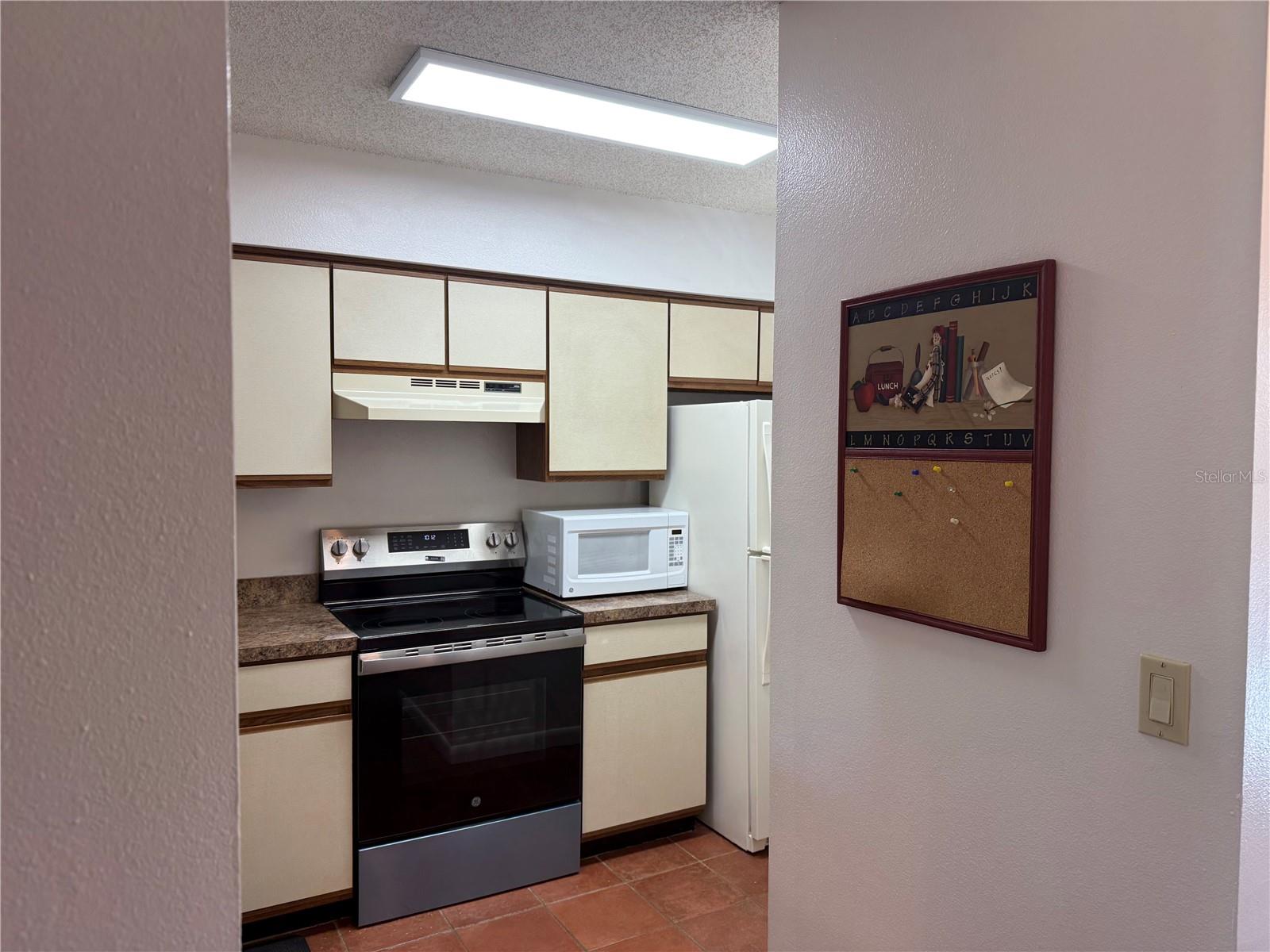 6519 SPRING FLOWER DR #22 — photo 3
