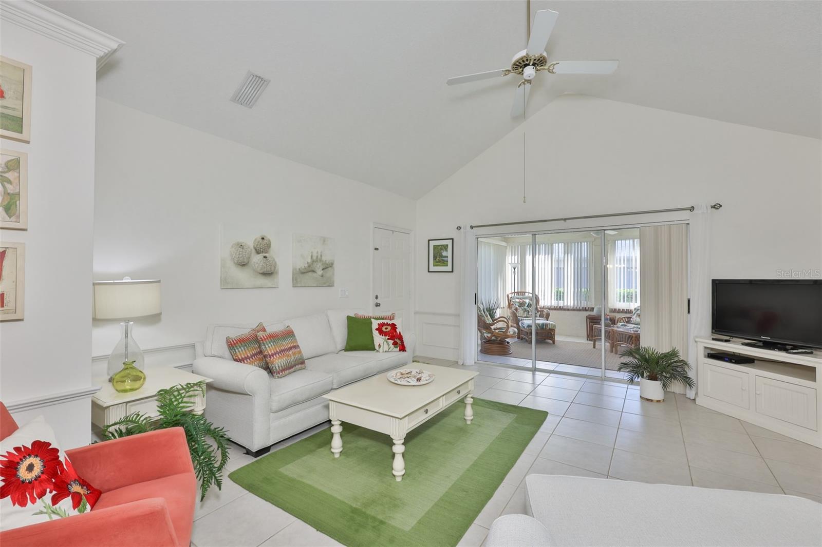 1115 GOLFVIEW WOODS DR — photo 4