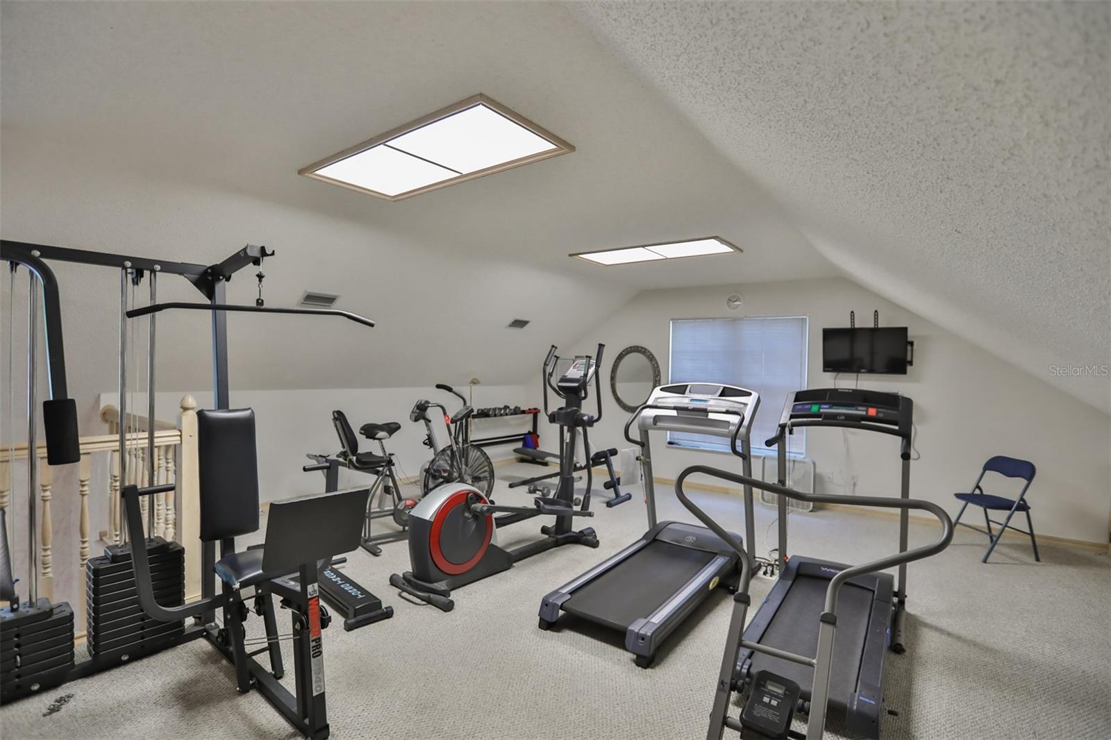 1115 GOLFVIEW WOODS DR — photo 27