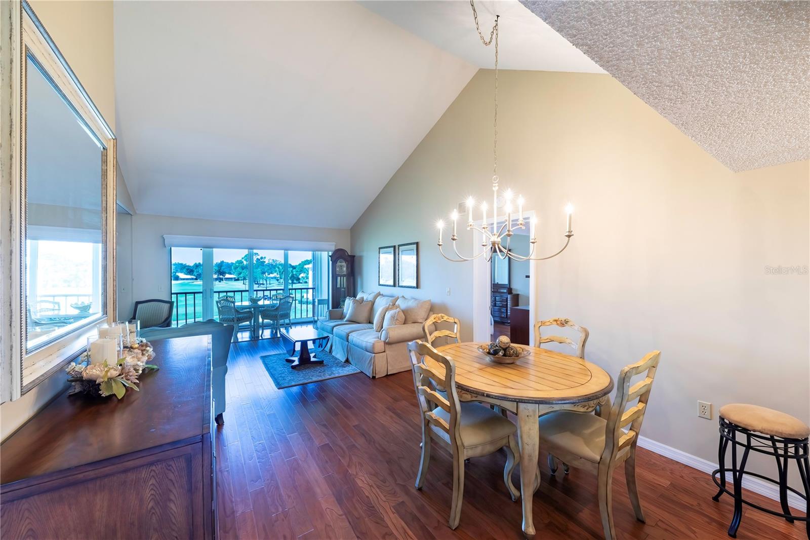 437 CERROMAR LN #525 — photo 8