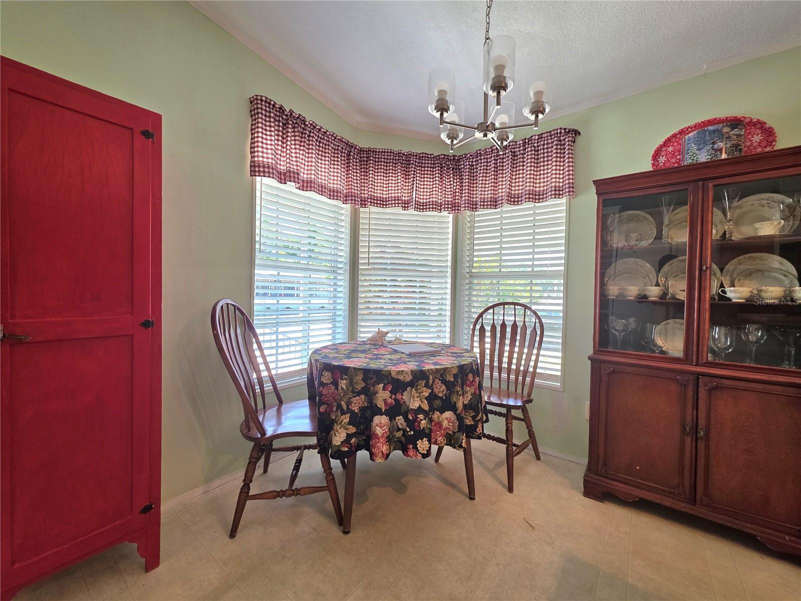 37251 LOIS AVE — photo 10