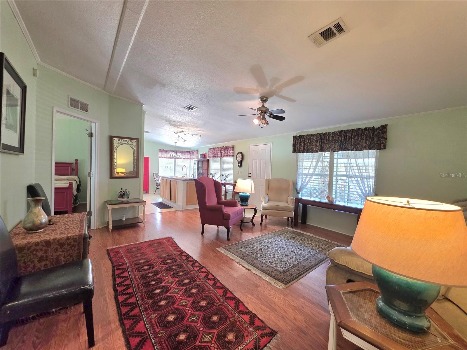 37251 LOIS AVE — photo 31