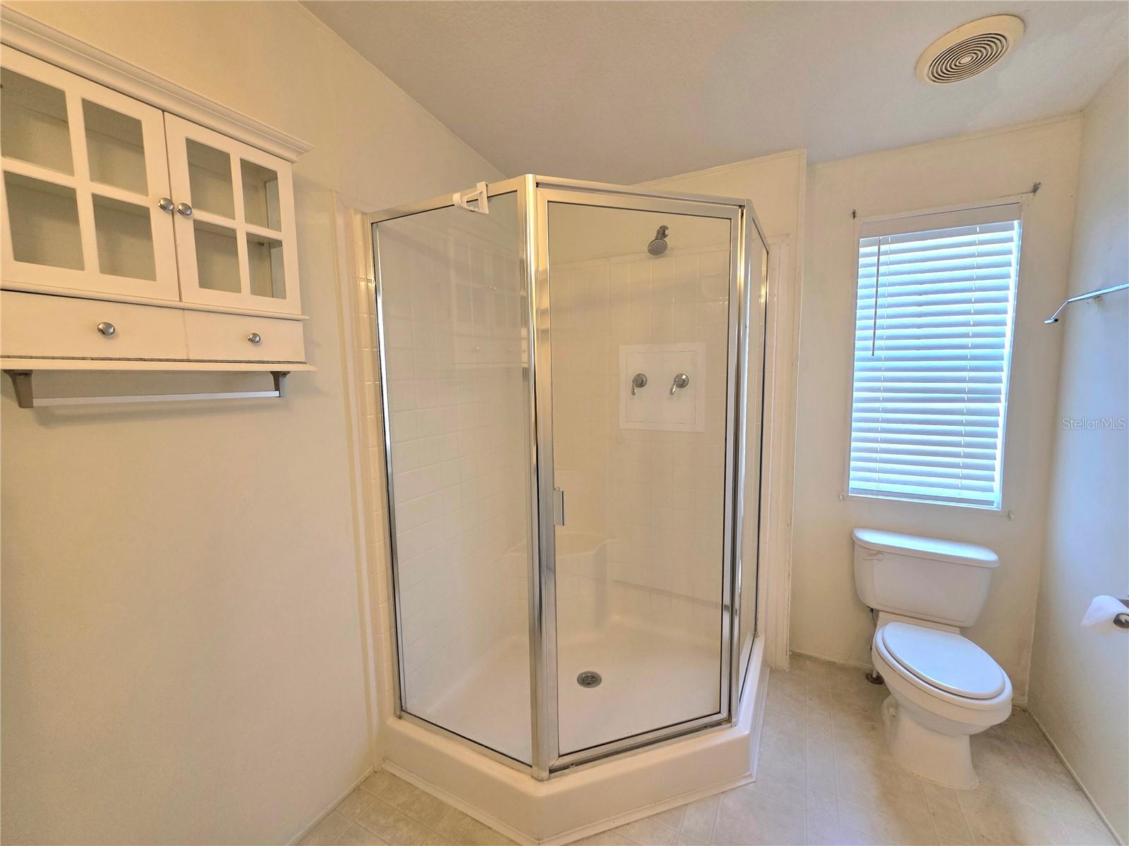 37251 LOIS AVE — photo 22