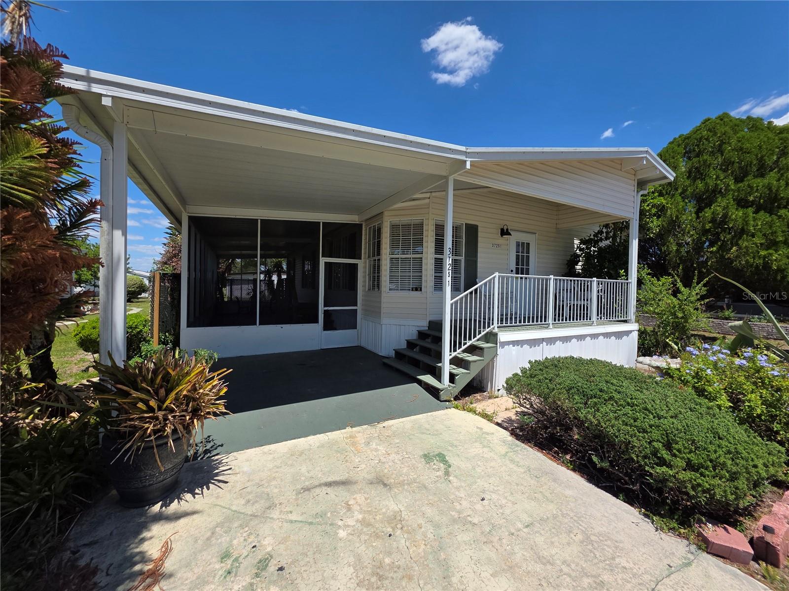 37251 LOIS AVE — photo 4
