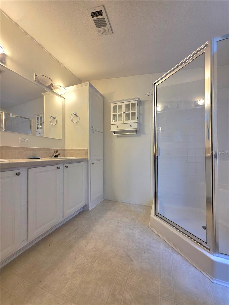 37251 LOIS AVE — photo 20