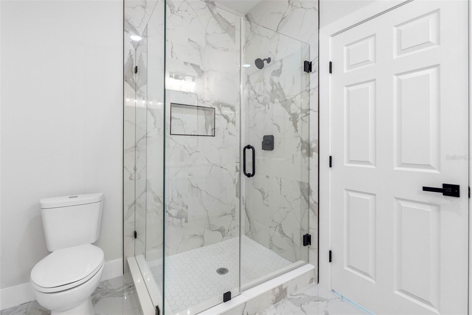 7141 IVANHOE DR — photo 33