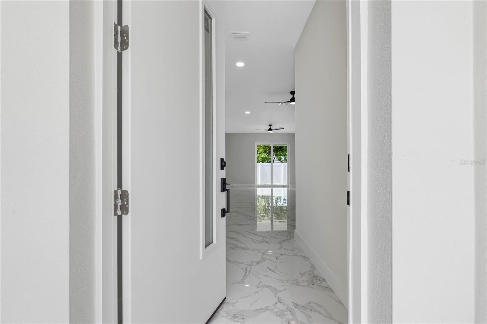 7141 IVANHOE DR — photo 10