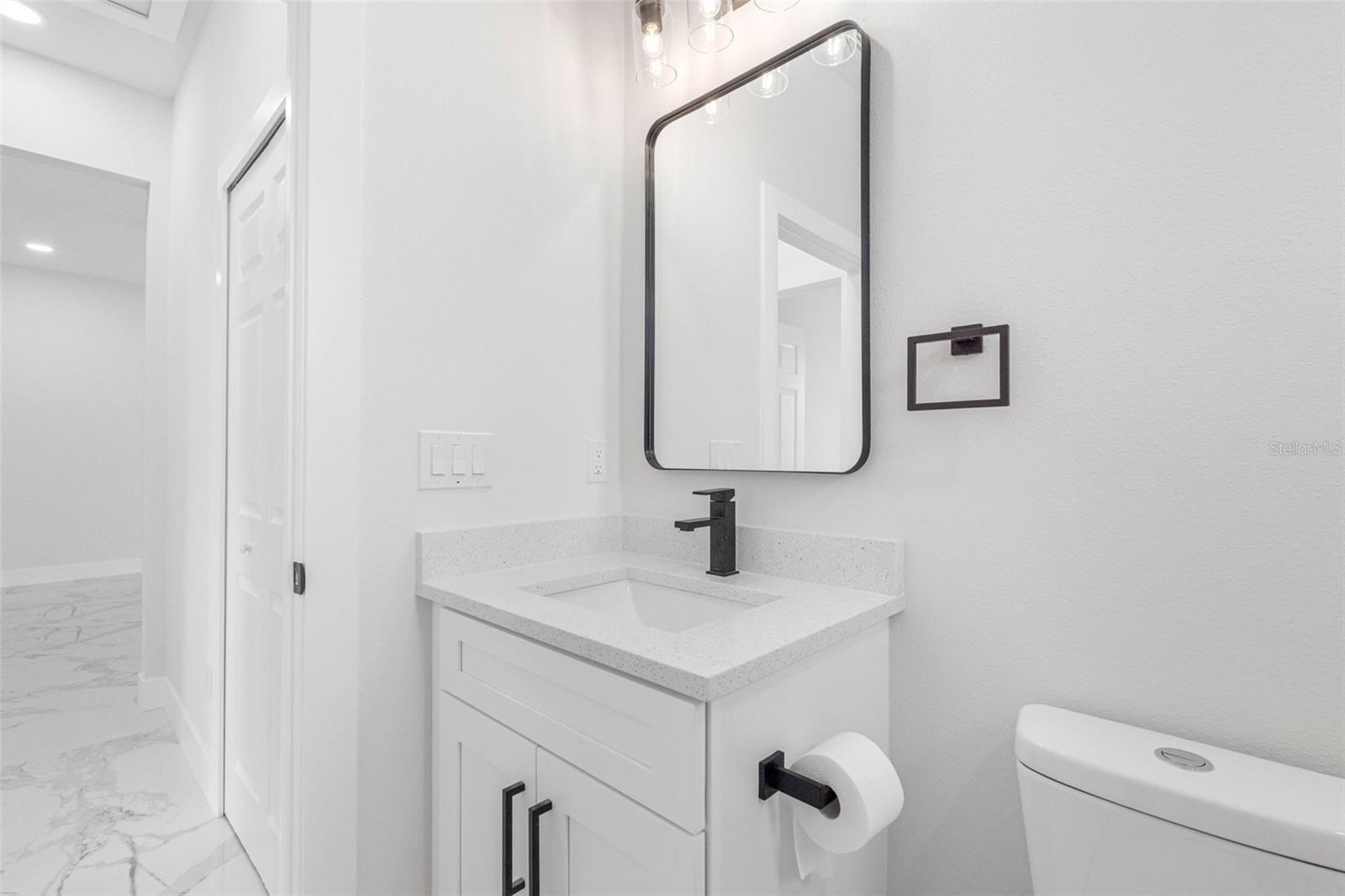 7141 IVANHOE DR — photo 28