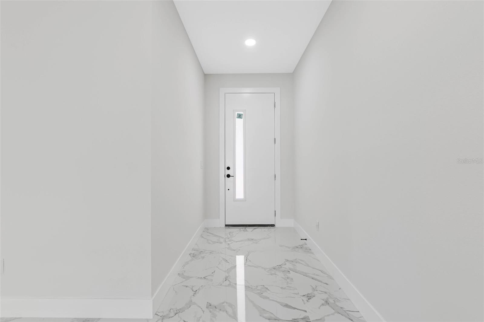 7141 IVANHOE DR — photo 11