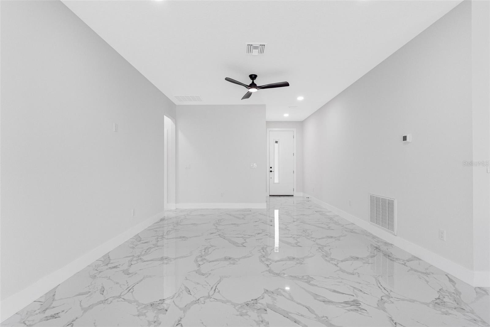 7141 IVANHOE DR — photo 15