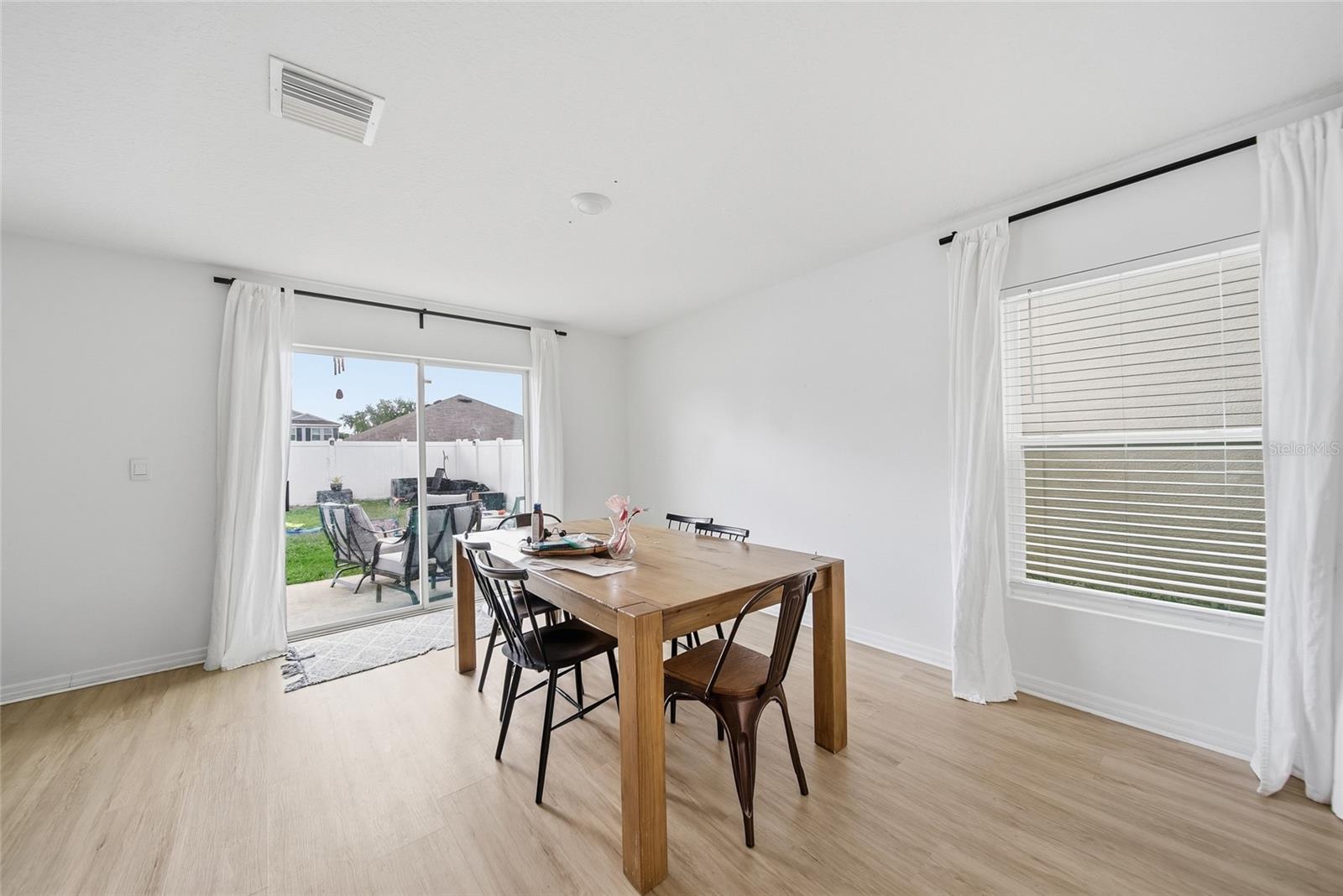 13763 THIMBLEBERRY DR — photo 6
