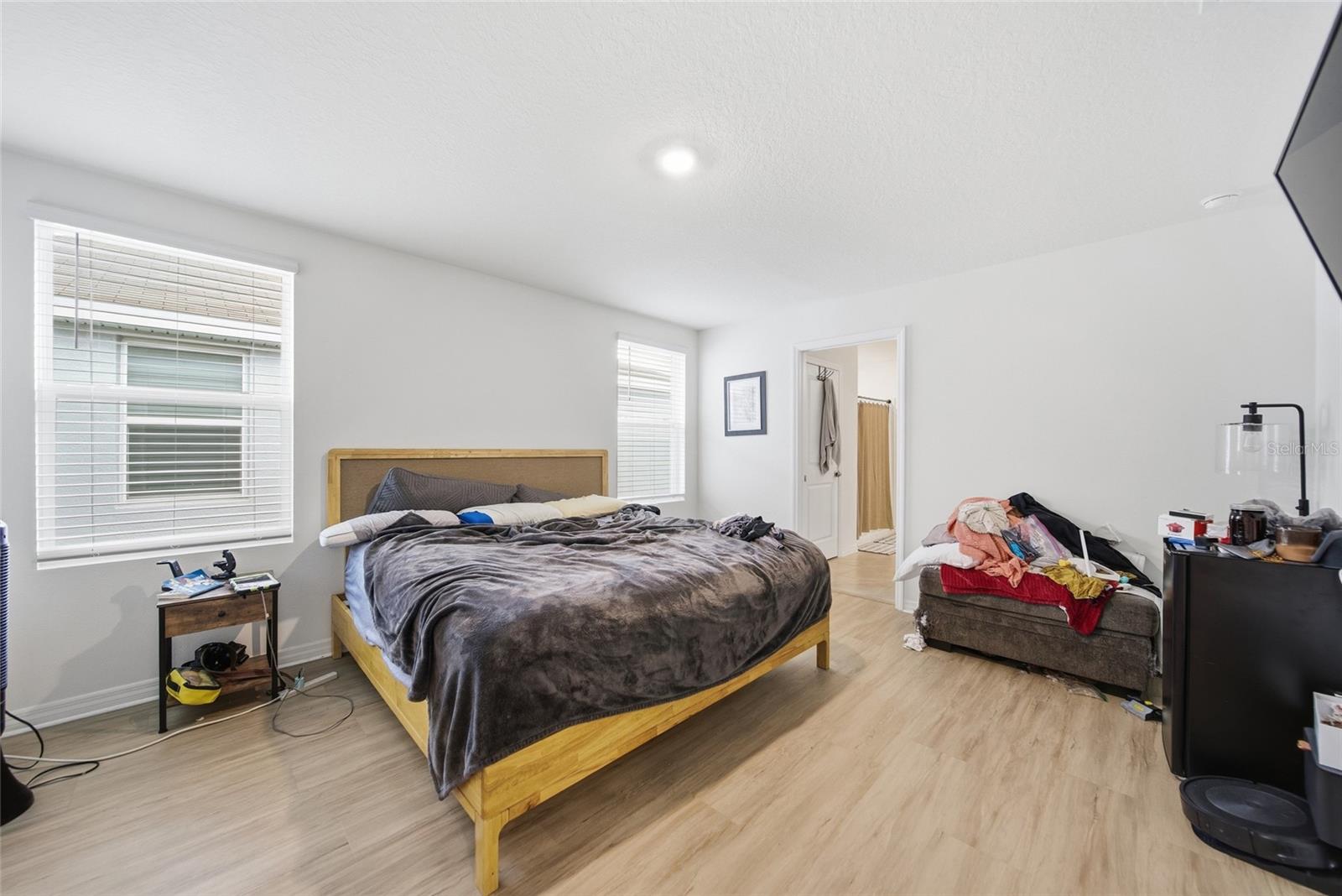 13763 THIMBLEBERRY DR — photo 10