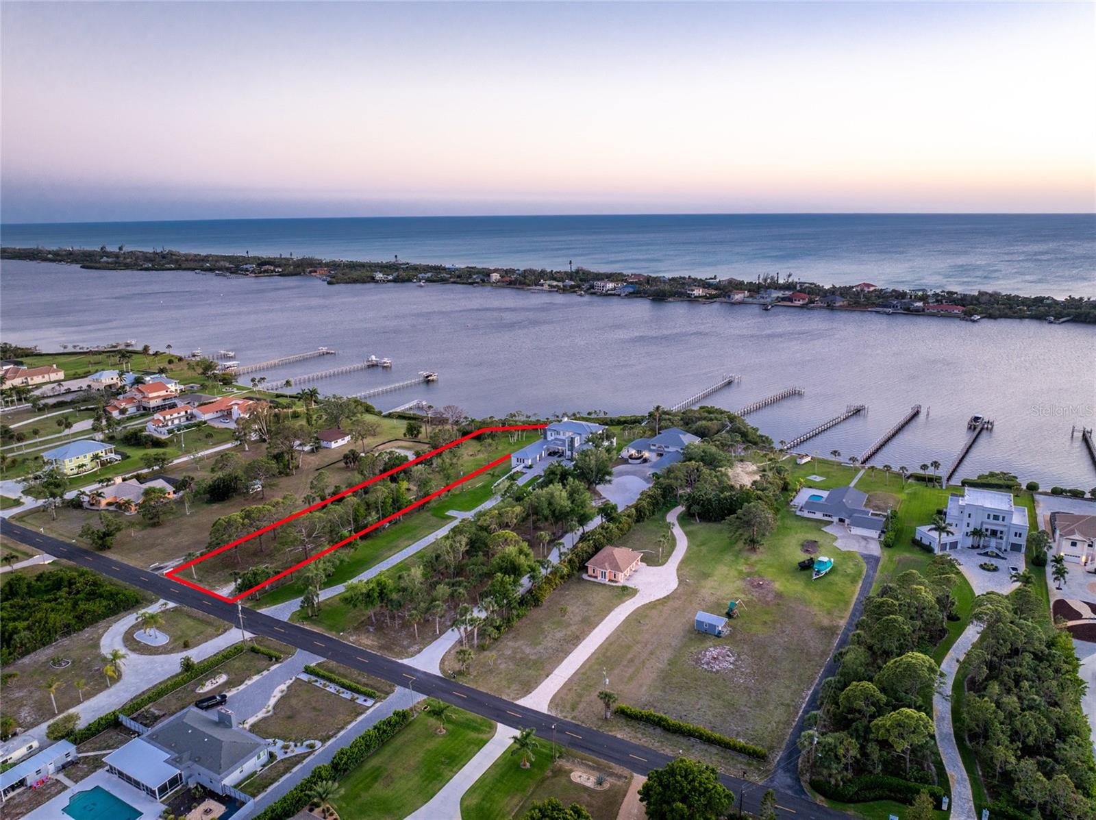 BAYSHORE DR — photo 17