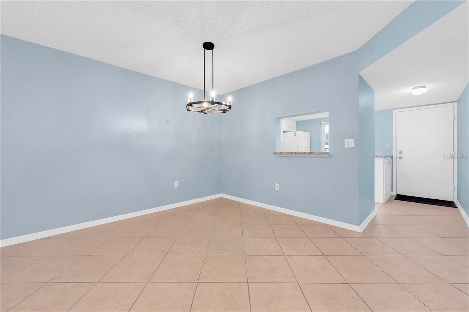 845 MAPLE CT #103 — photo 5