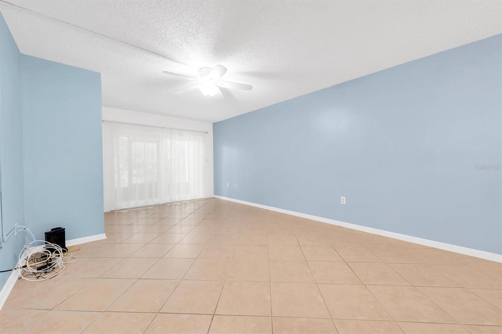 845 MAPLE CT #103 — photo 4