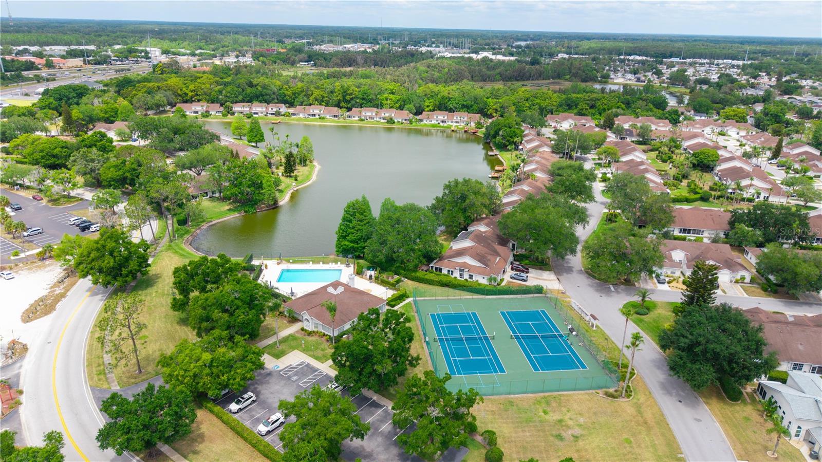 21506 GRAY TERN CT — photo 36