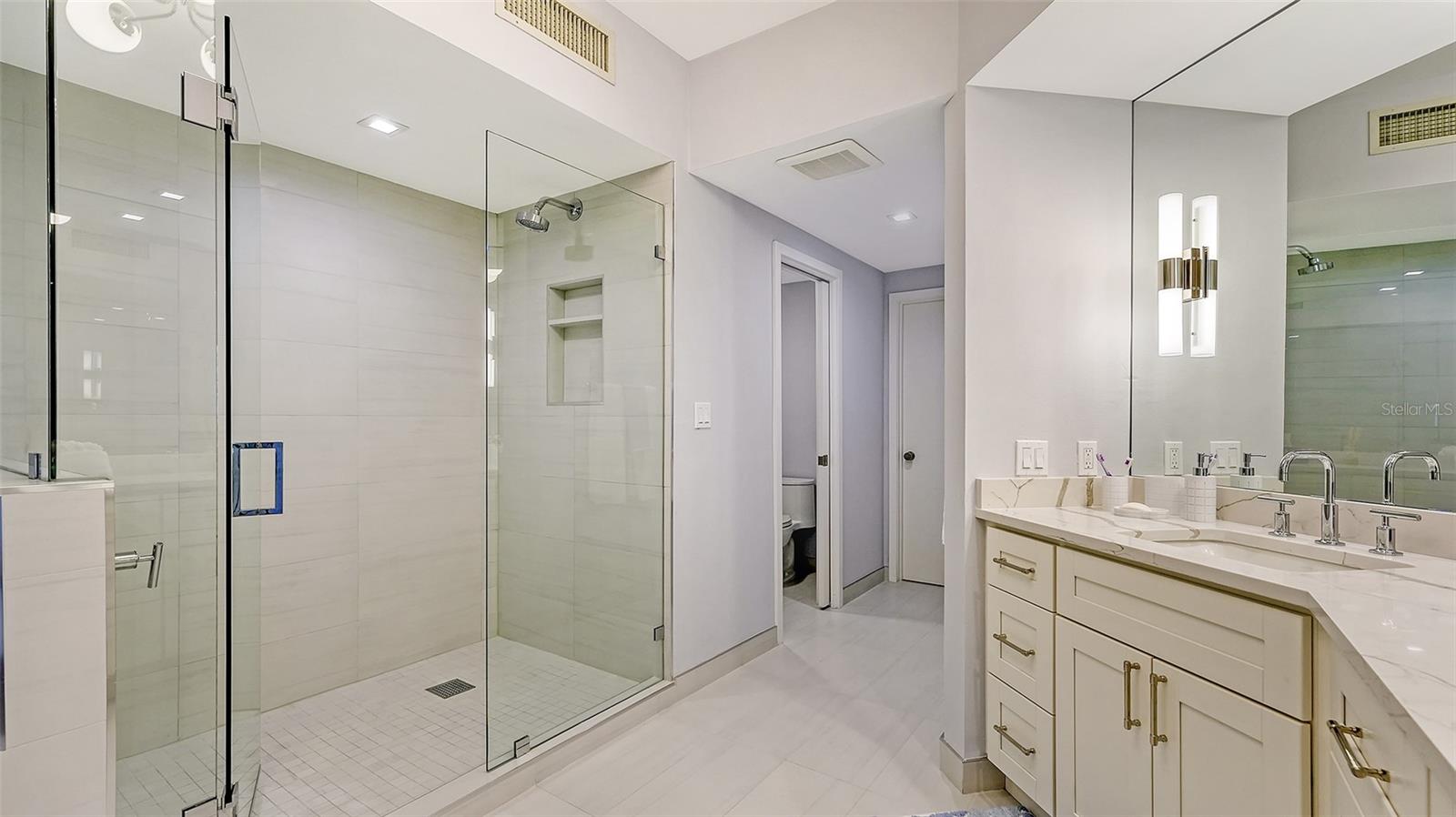 3060 GRAND BAY BLVD #172 — photo 33