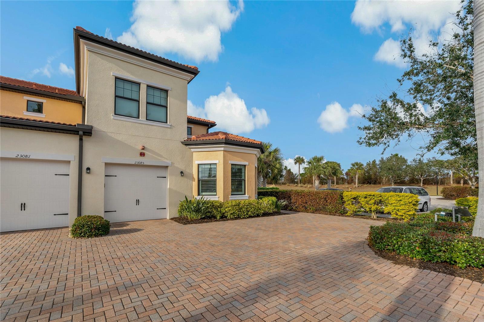 23085 BANBURY WAY #103 — photo 44