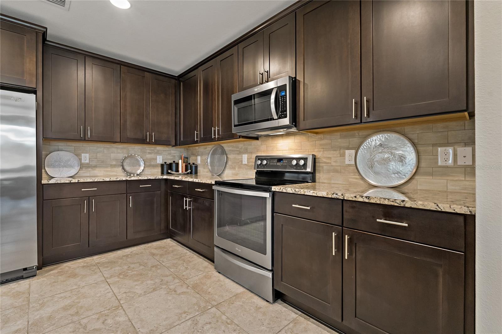 23085 BANBURY WAY #103 — photo 11
