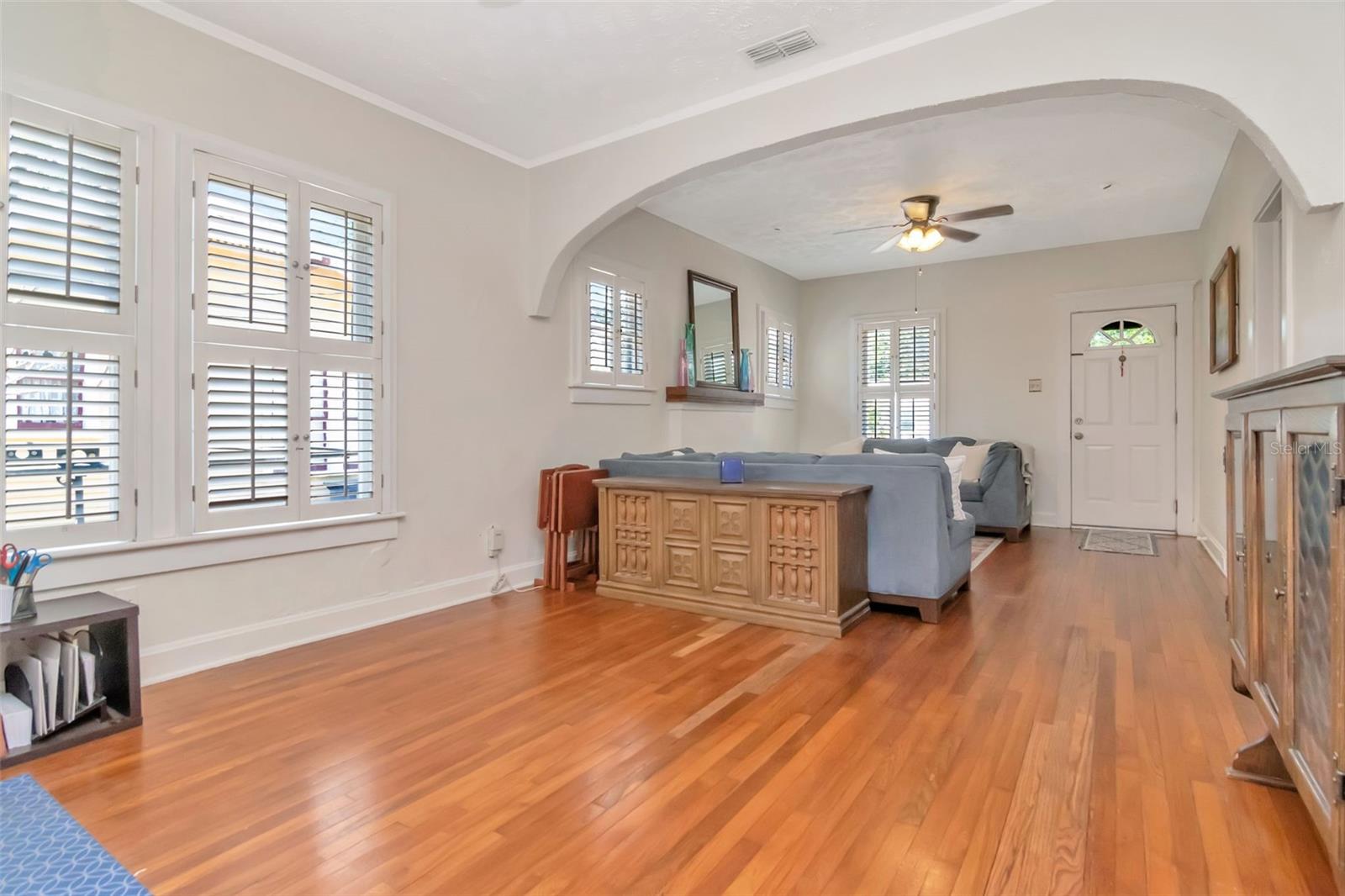 220 W FERN ST — photo 9