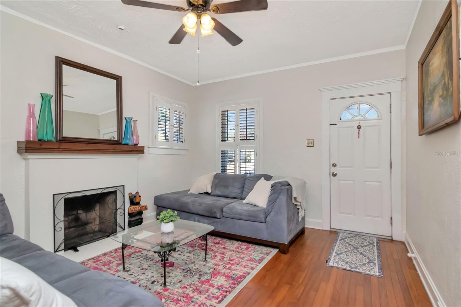 220 W FERN ST — photo 5