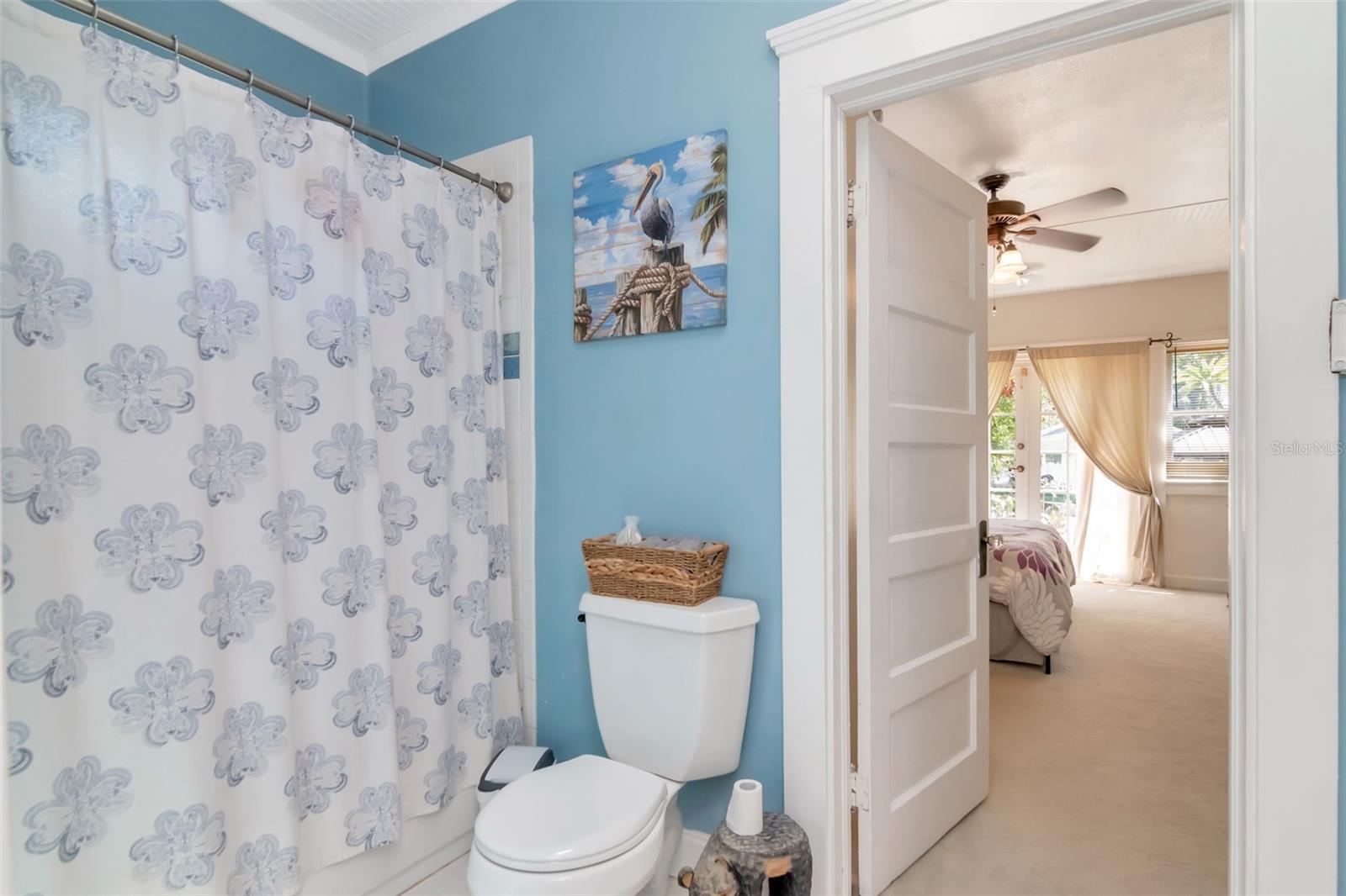 220 W FERN ST — photo 21