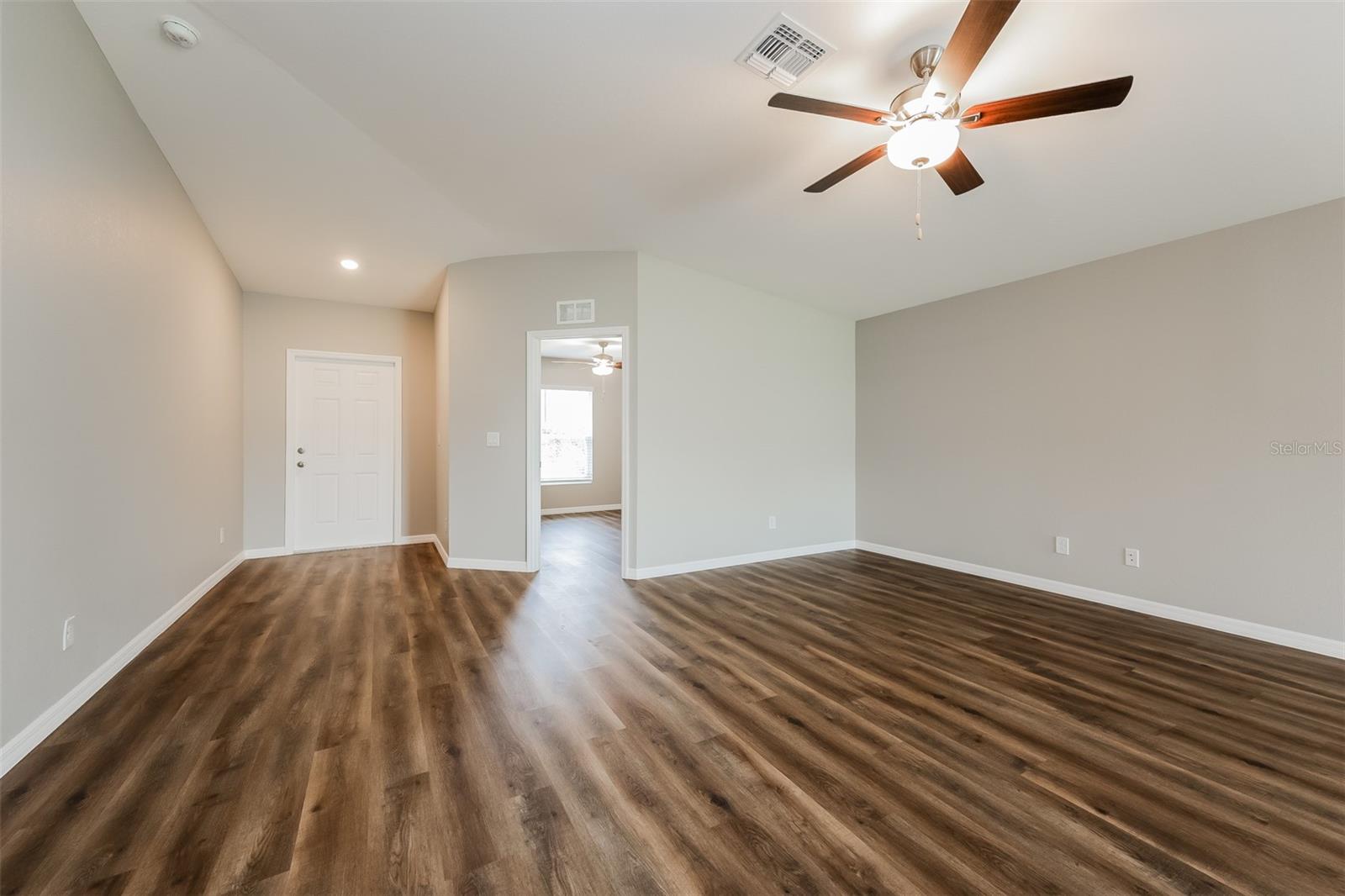 3637 STARBOARD AVE — photo 4