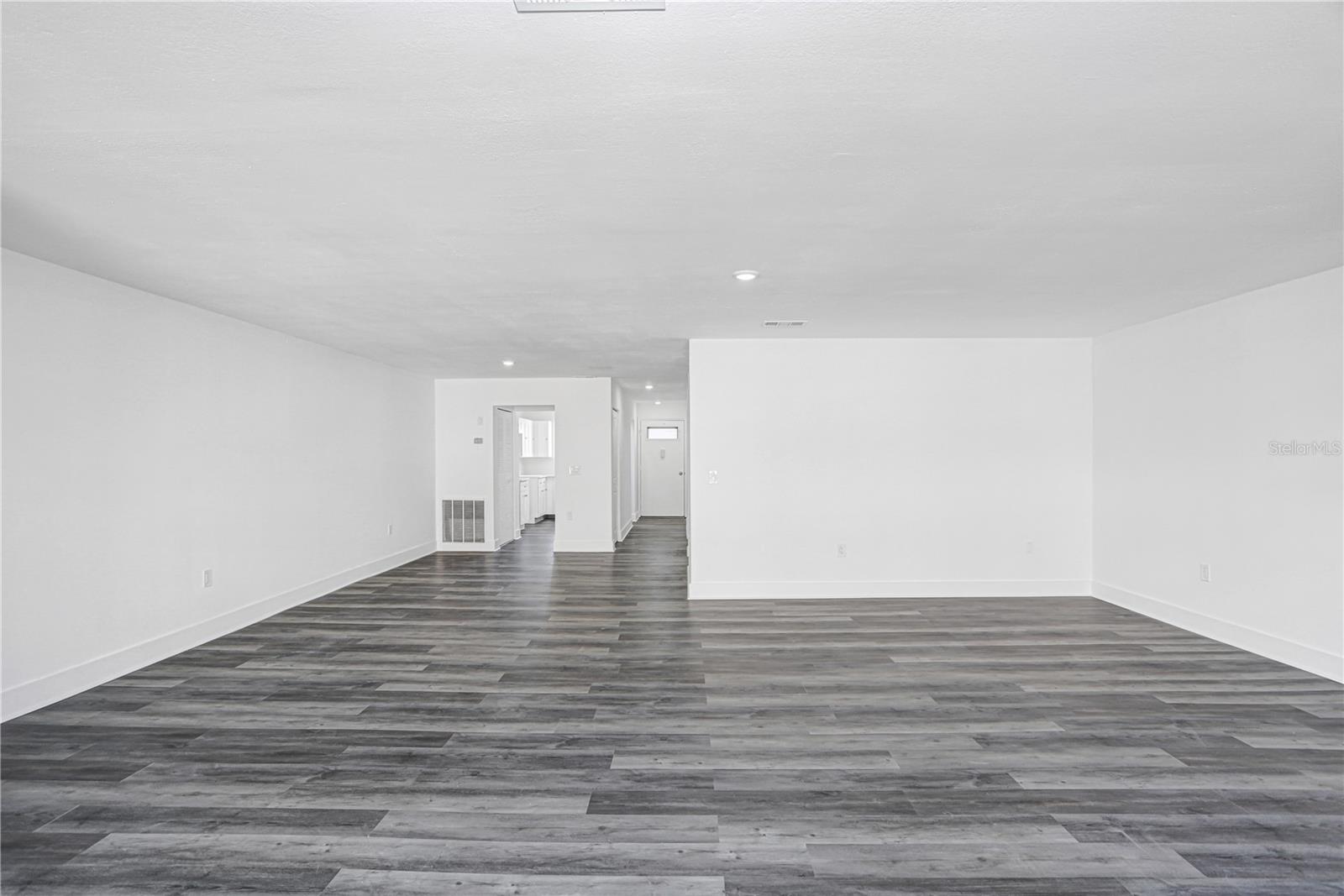 5603 80TH ST N #303 — photo 15