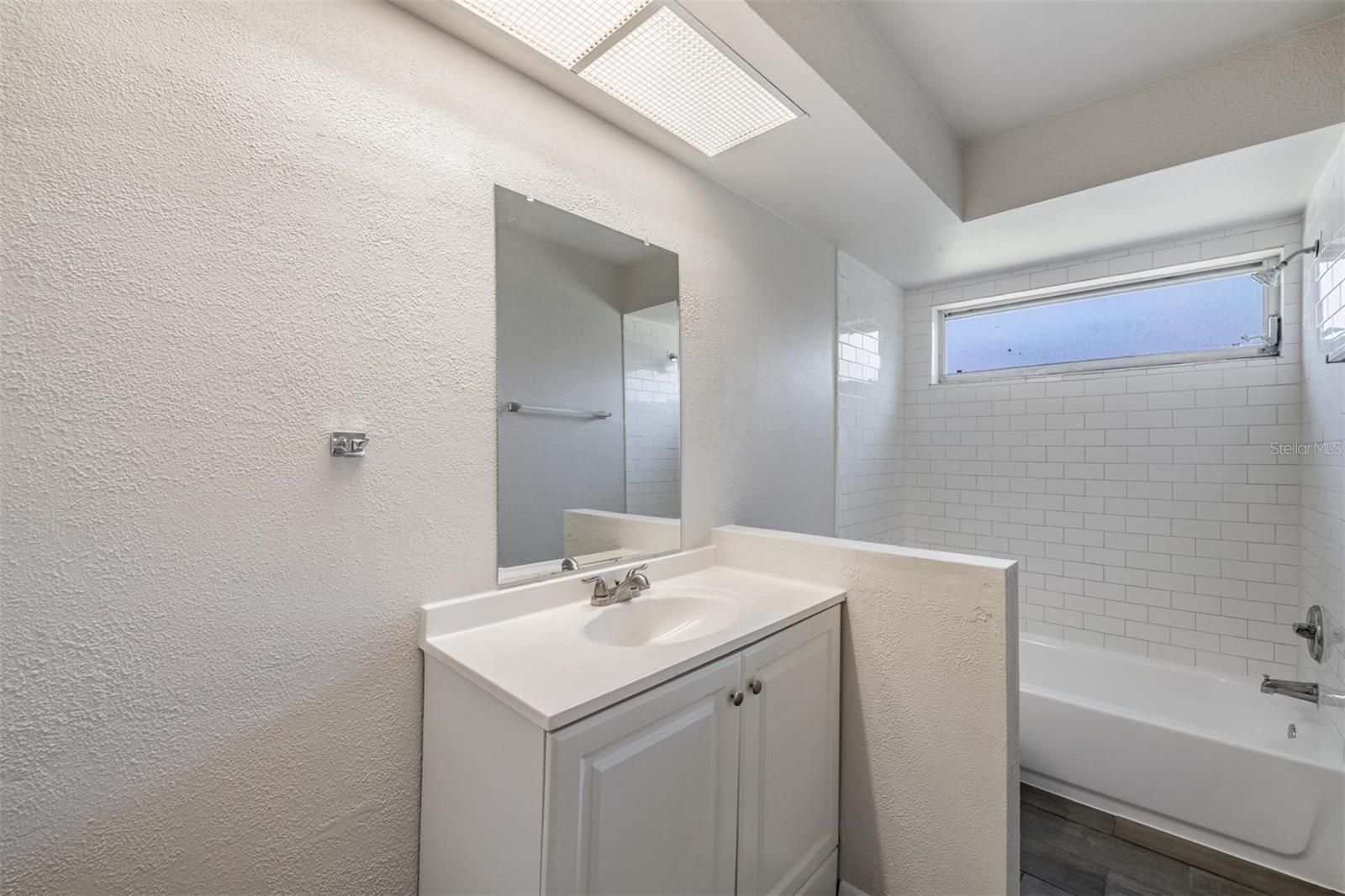 1124 DANNY DR — photo 27