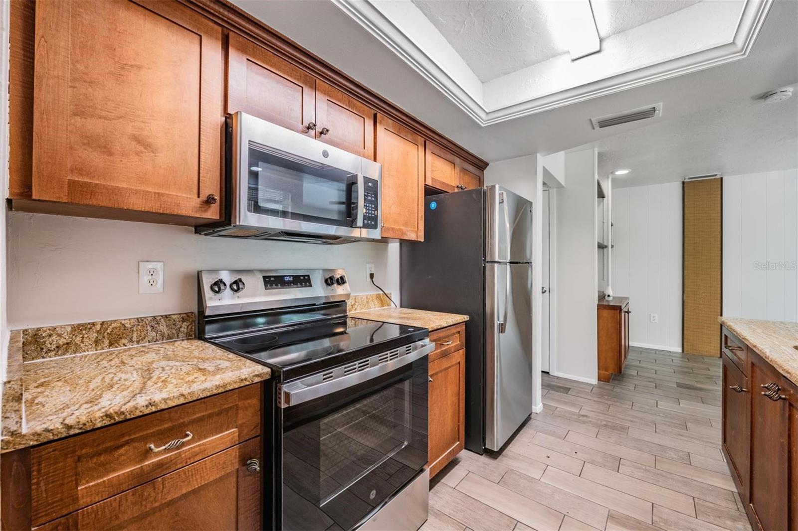 1124 DANNY DR — photo 12