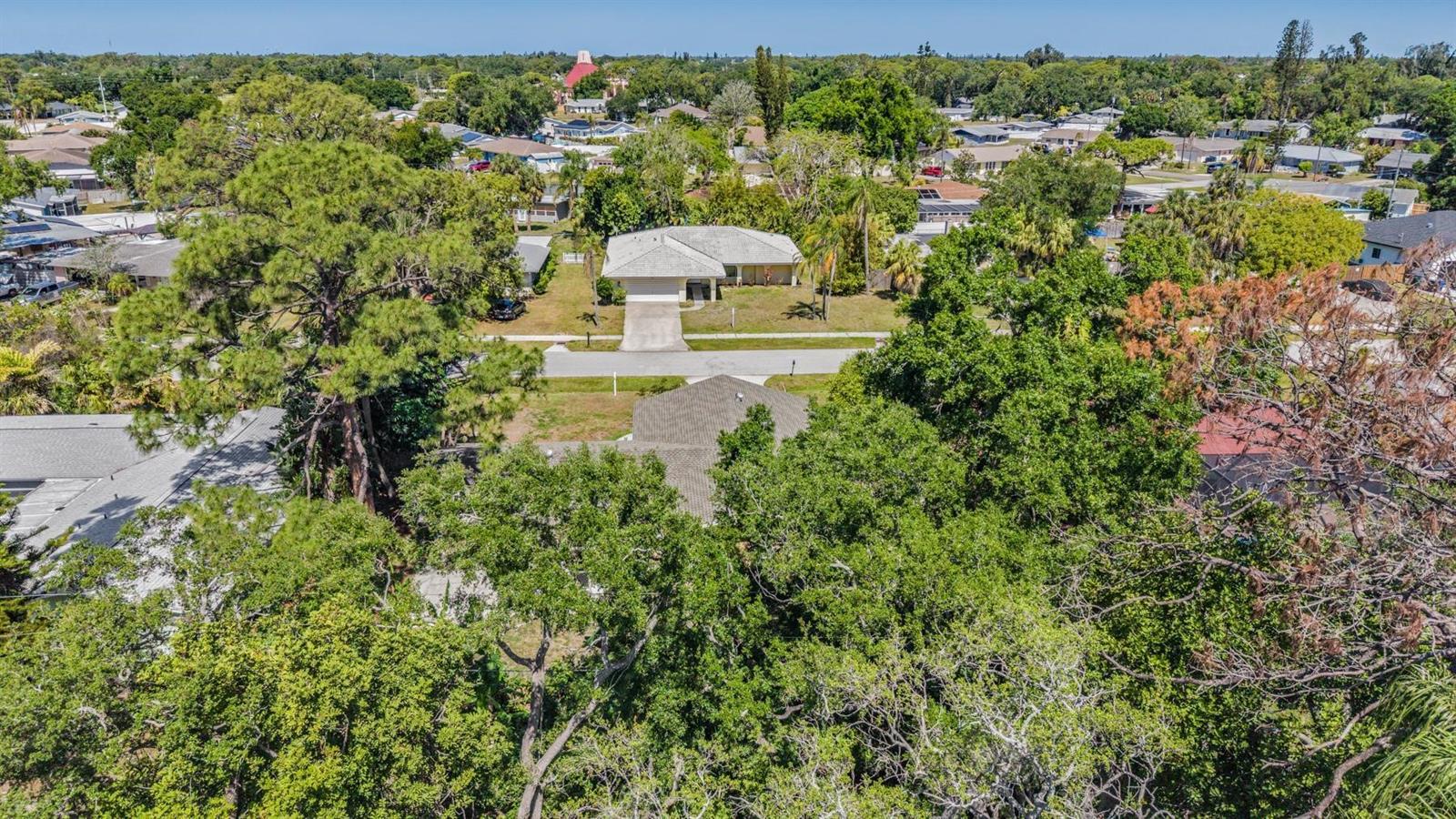 1124 DANNY DR — photo 43