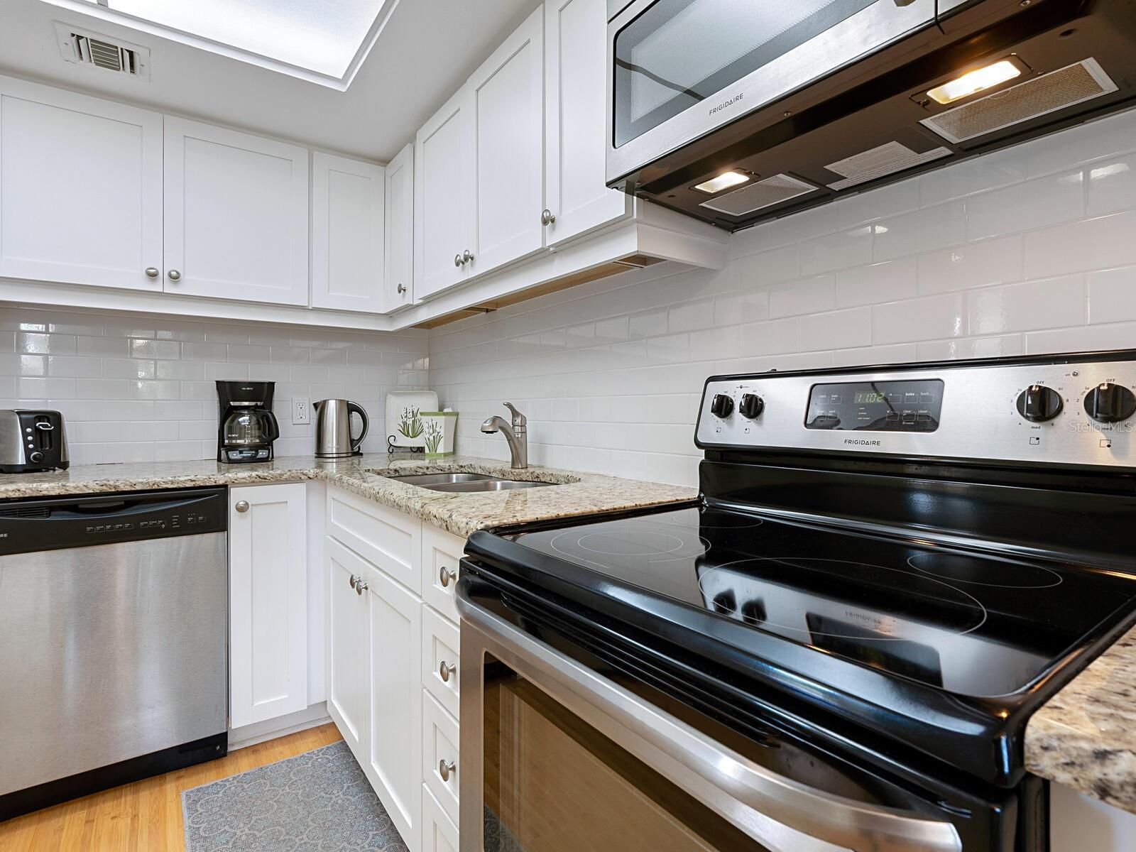 22 SANDY COVE RD #APT 203 — photo 7