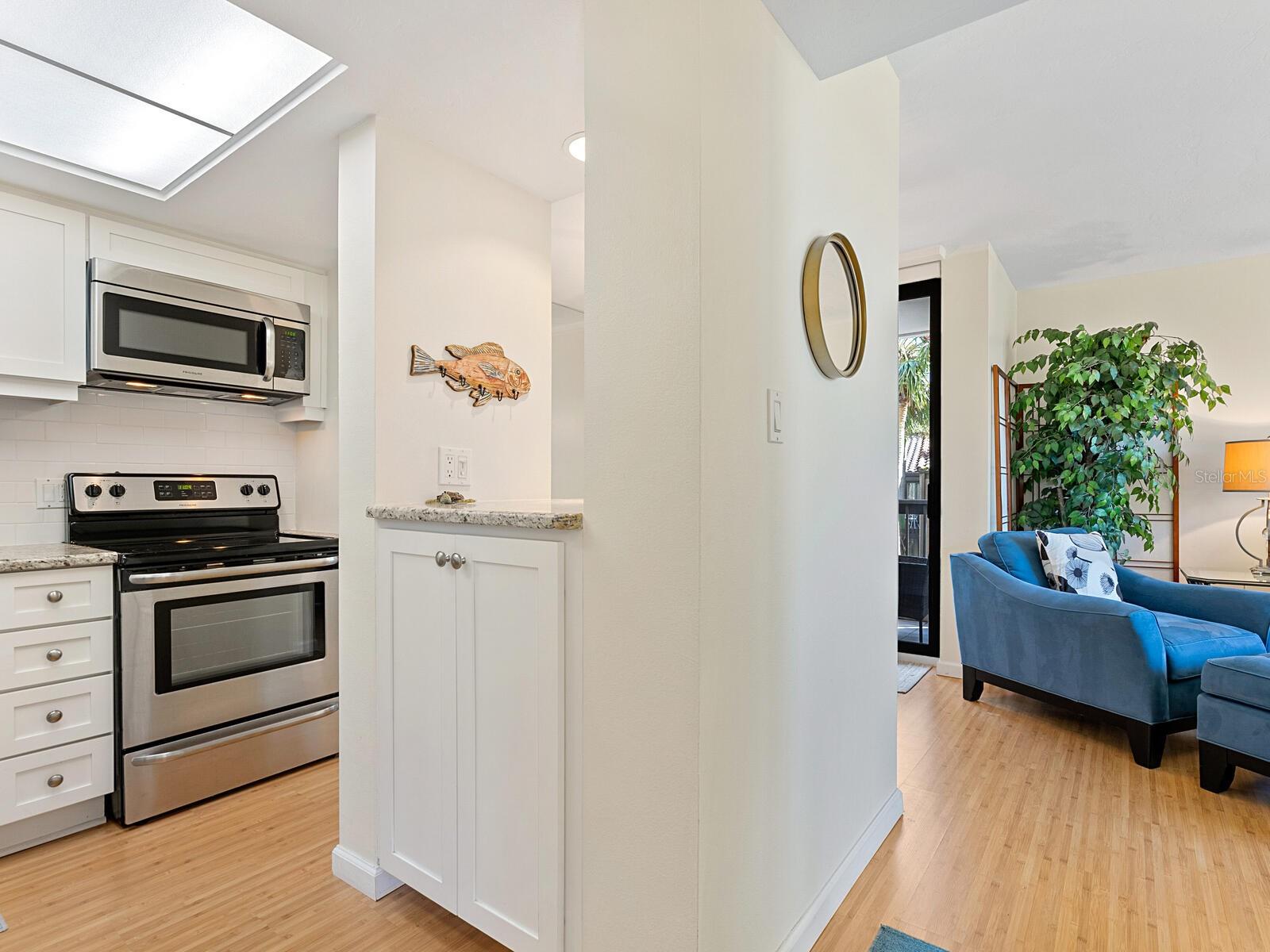 22 SANDY COVE RD #APT 203 — photo 12