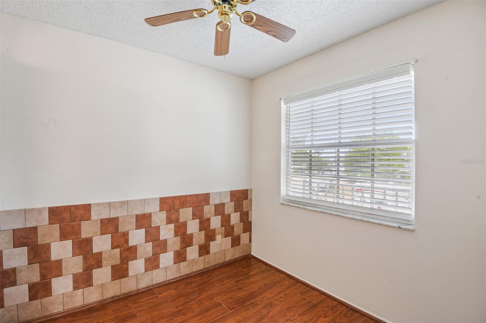 7713 HILLSIDE CT #204 — photo 9
