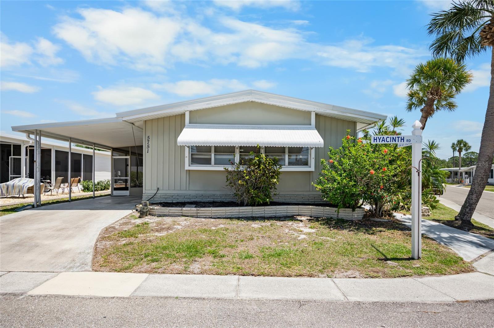 5751 HYACINTH RD — photo 36