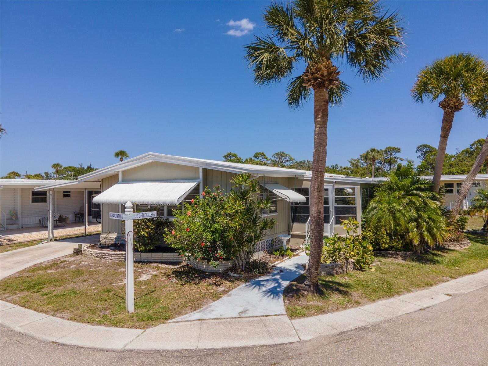 5751 HYACINTH RD — photo 35