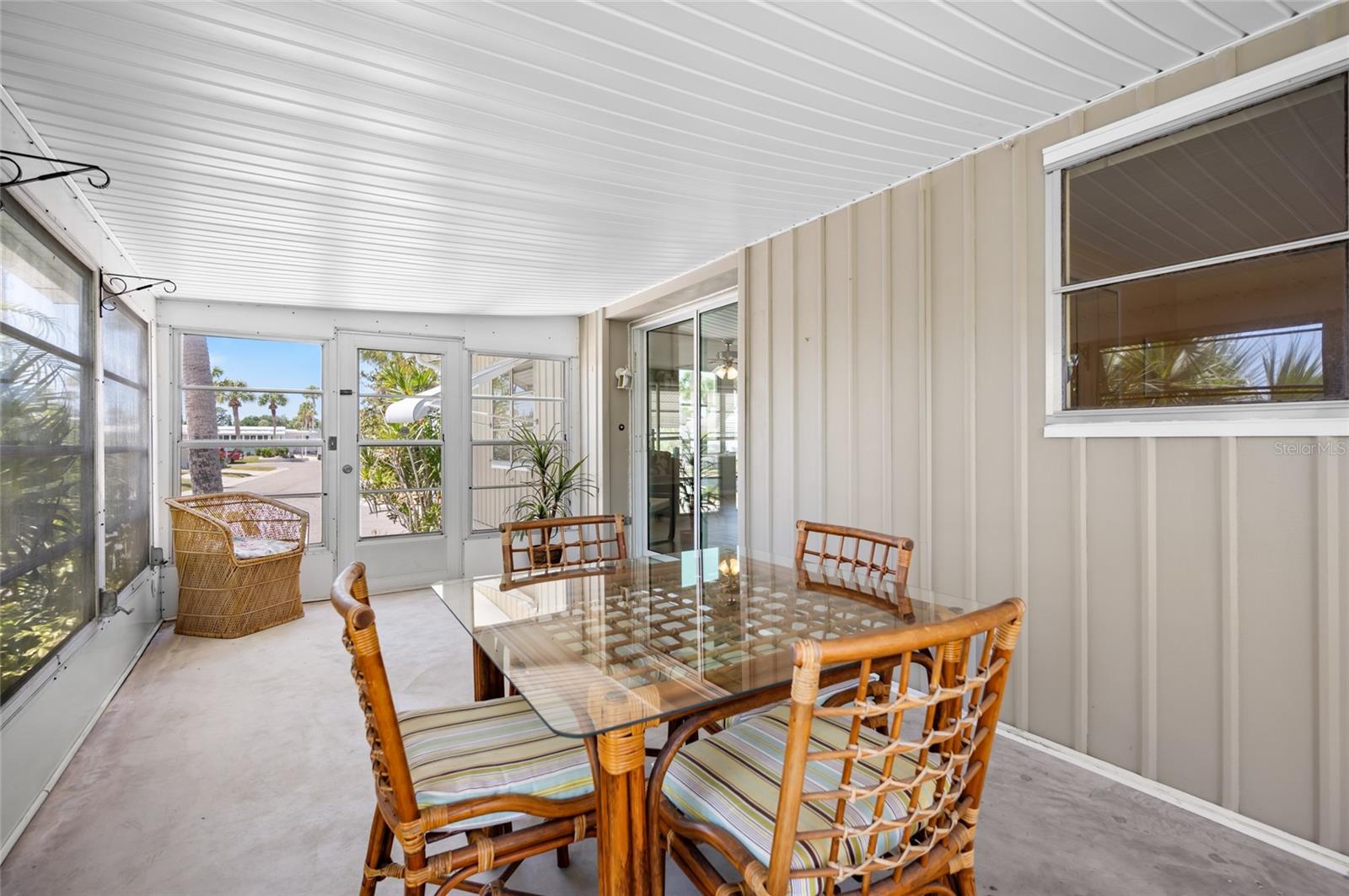 5751 HYACINTH RD — photo 12