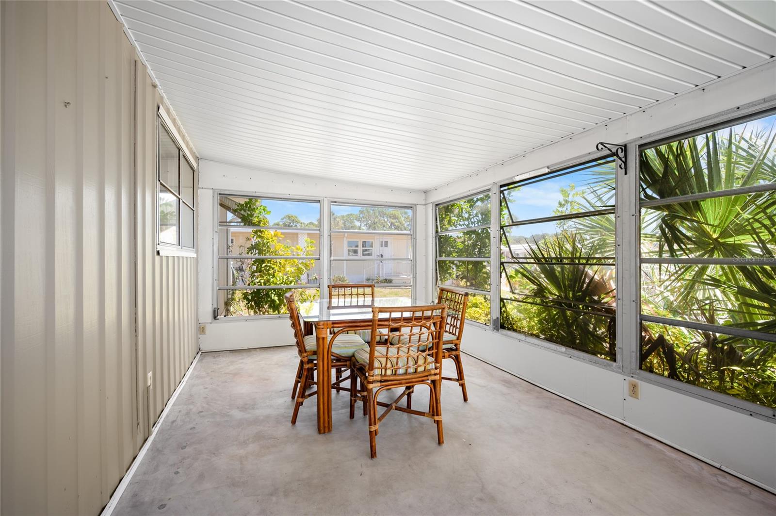 5751 HYACINTH RD — photo 13