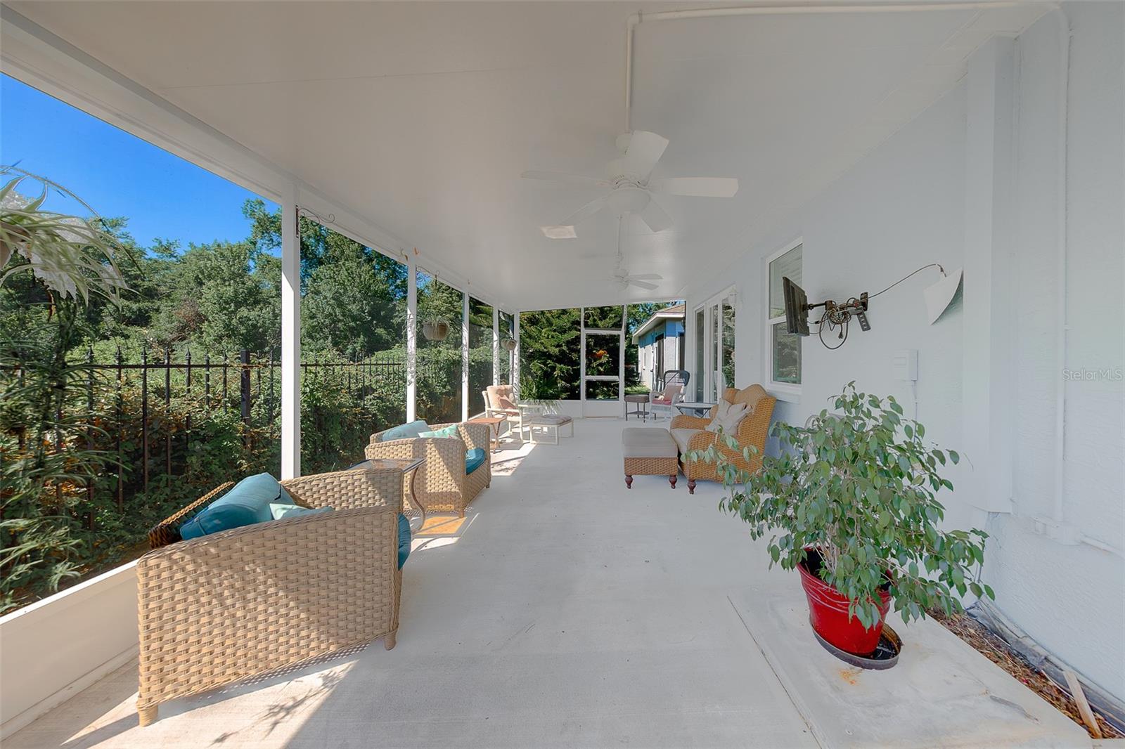 10036 BROOKDALE DR — photo 21