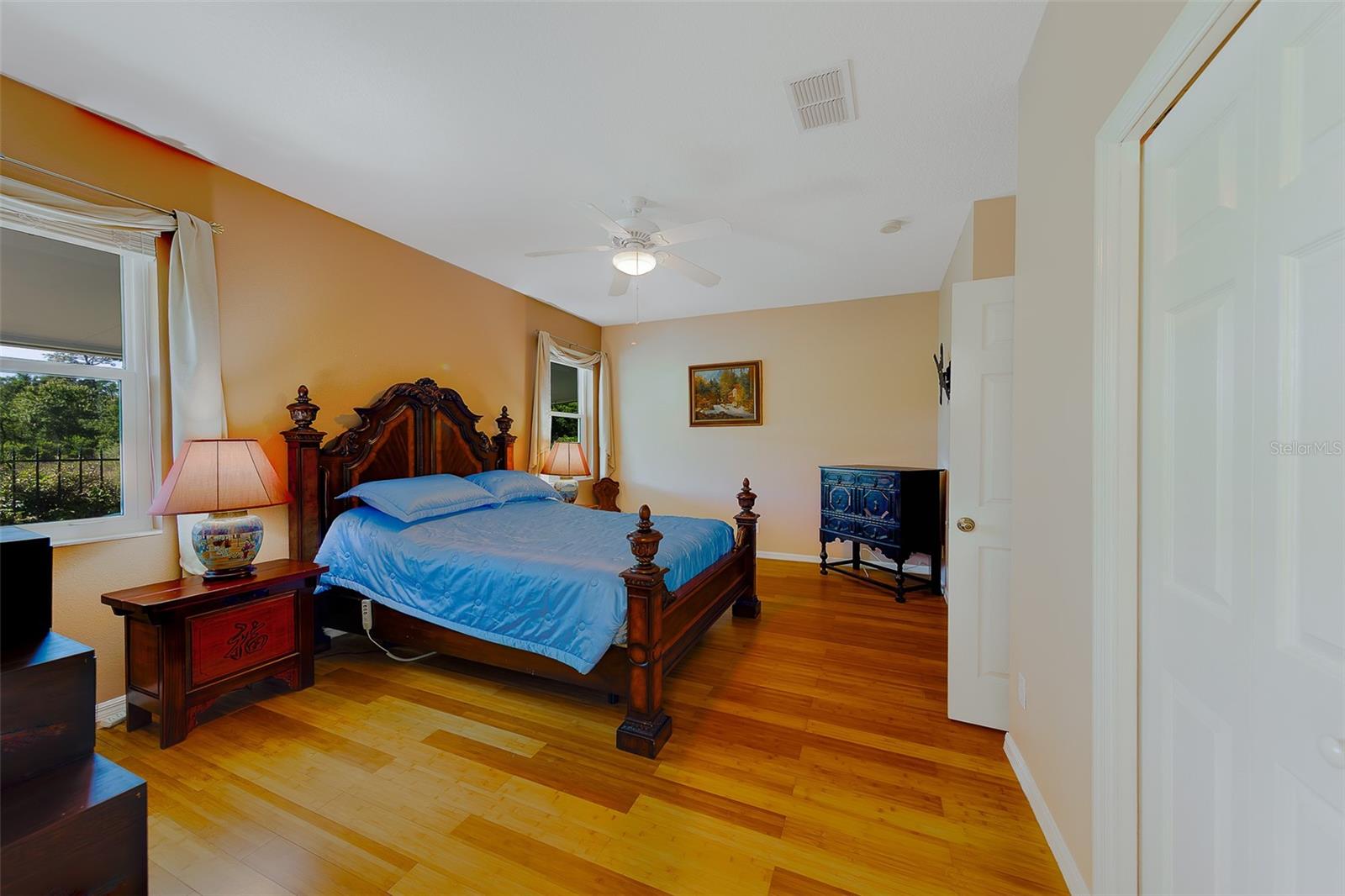 10036 BROOKDALE DR — photo 16