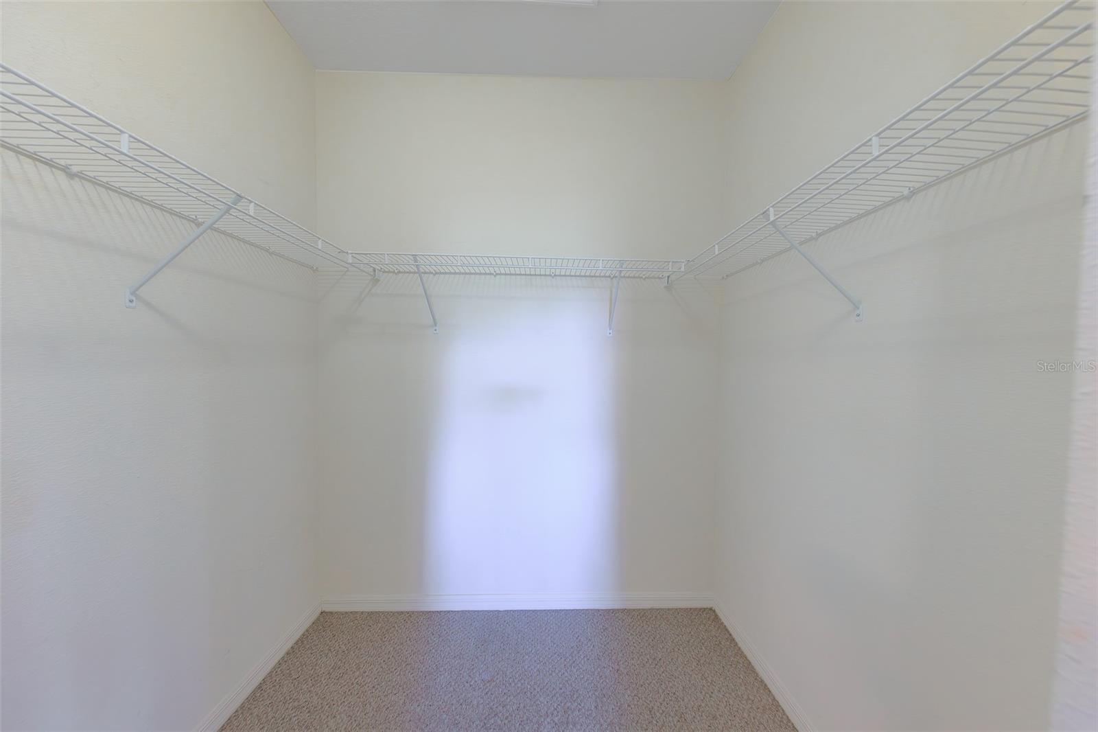10036 BROOKDALE DR — photo 17