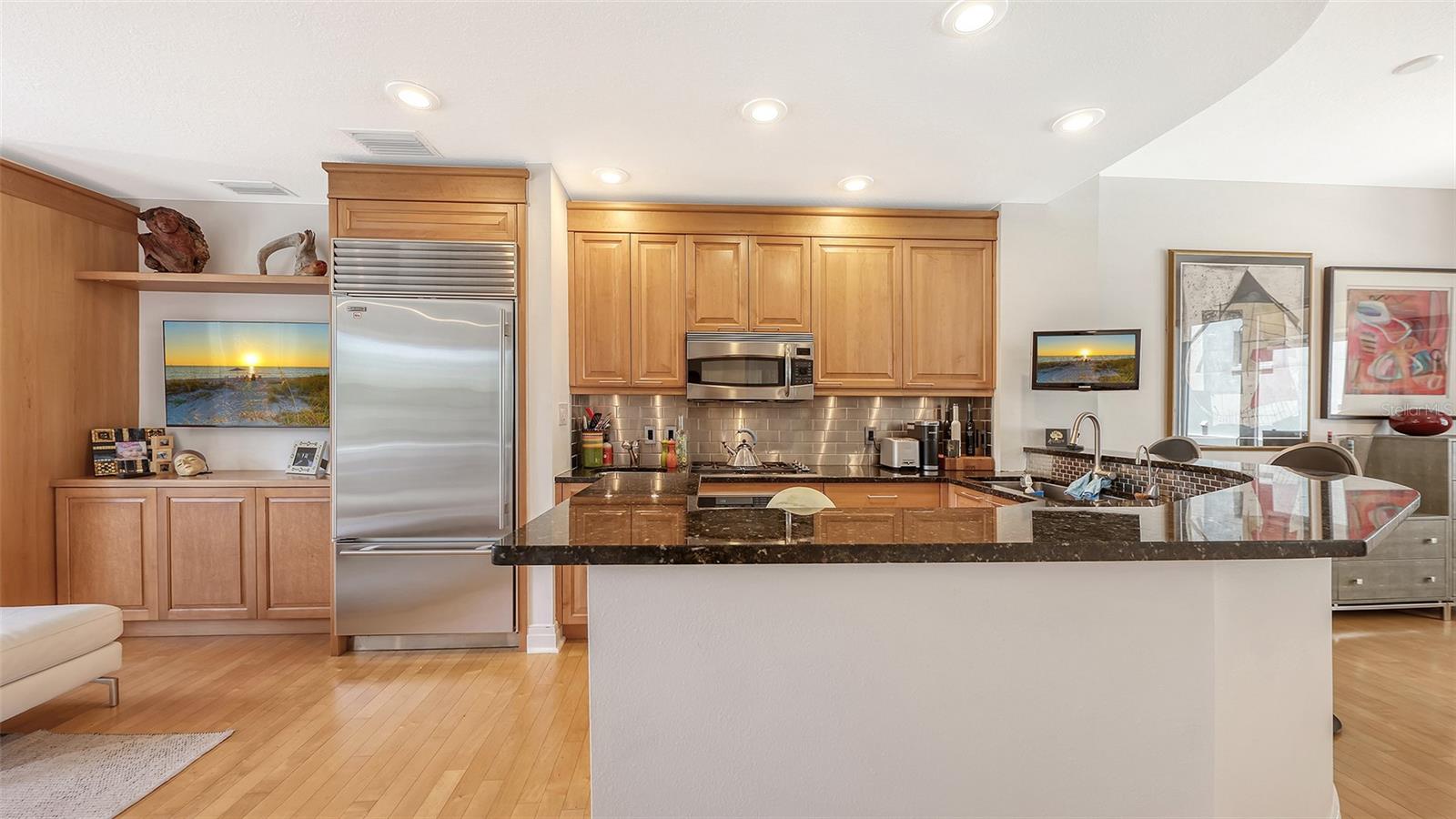 235 COCOANUT AVE #128E — photo 18