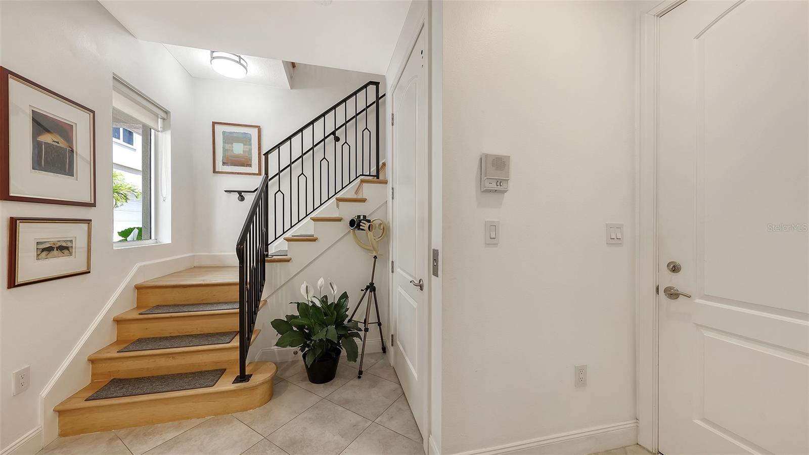 235 COCOANUT AVE #128E — photo 7