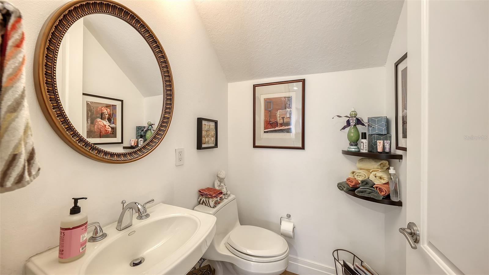 235 COCOANUT AVE #128E — photo 25