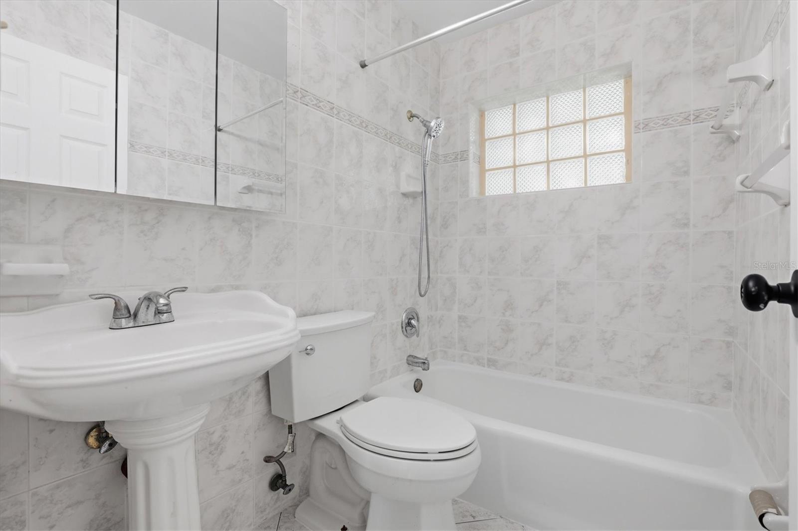 721 BAYSHORE DR — photo 28