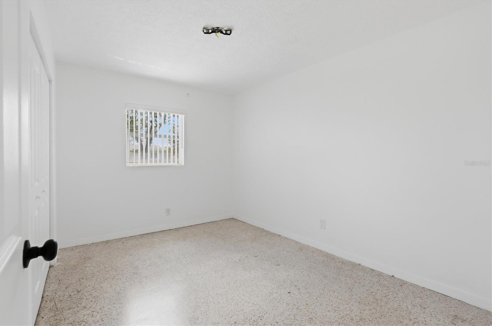 721 BAYSHORE DR — photo 29